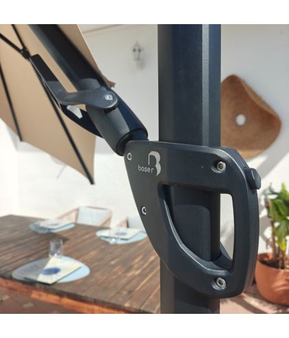 Baser Original Cantilever Umbrella