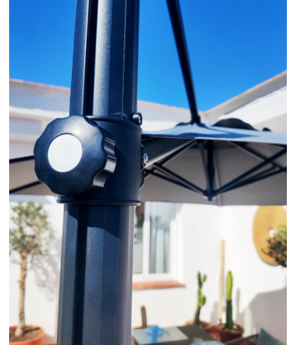Baser Original Cantilever Umbrella
