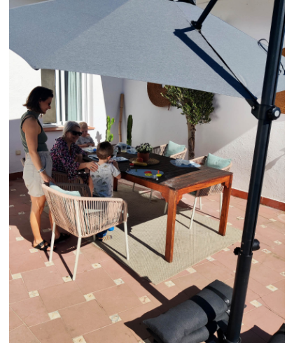 Baser Original Cantilever Umbrella